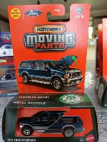 Matchbox Moving Parts 2004 Ford Excursion