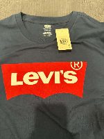 Levi's Men's Batwing Crewneck Graphic T-Shirt